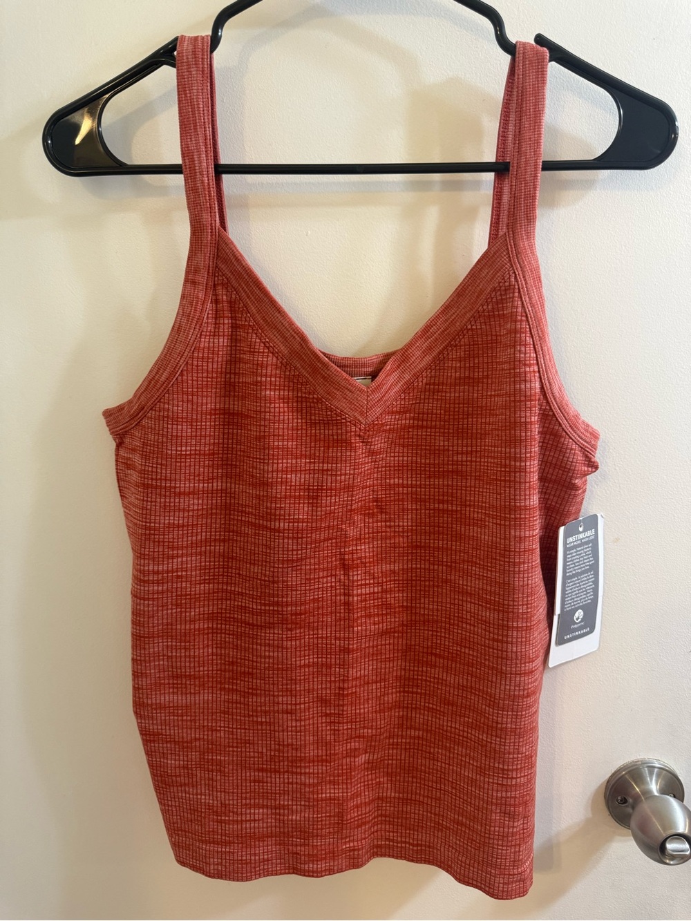 Athleta renew v neck tank